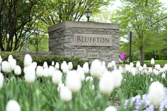 University of Findlay calls off merger with Bluffton University