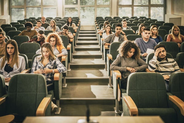 Fewer Students Engage in College Activities After COVID