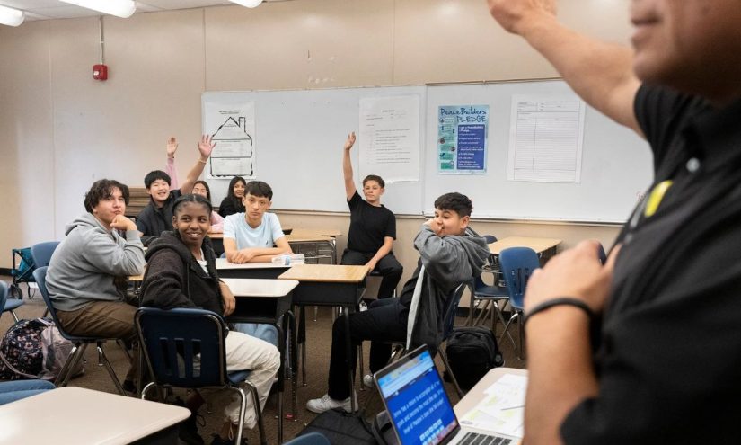 San Jose Middle School Offers College Class to 13-Year-Olds – The 74