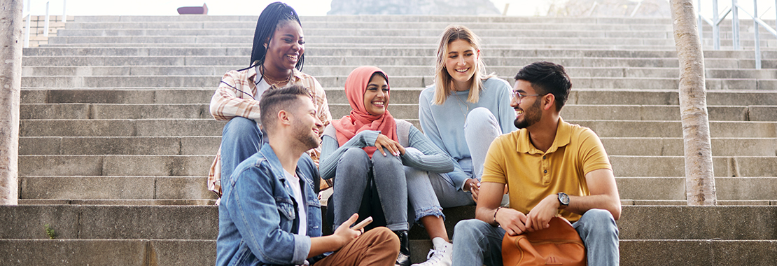 connecting-with-peers-in-college-5-ways- The Cengage Blog
