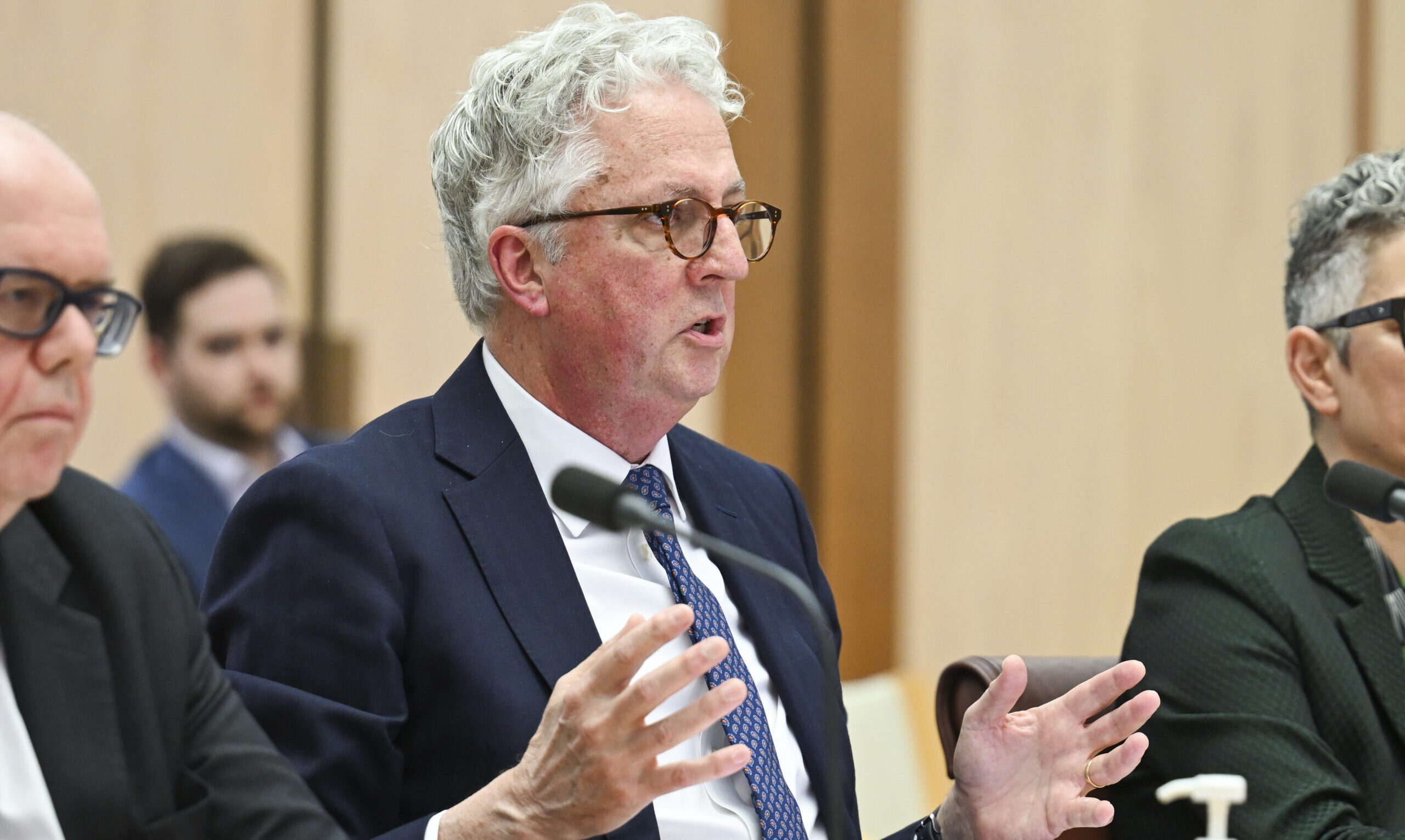 USyd makes $500m surplus, Mark Scott gets $150k pay rise – Campus Review