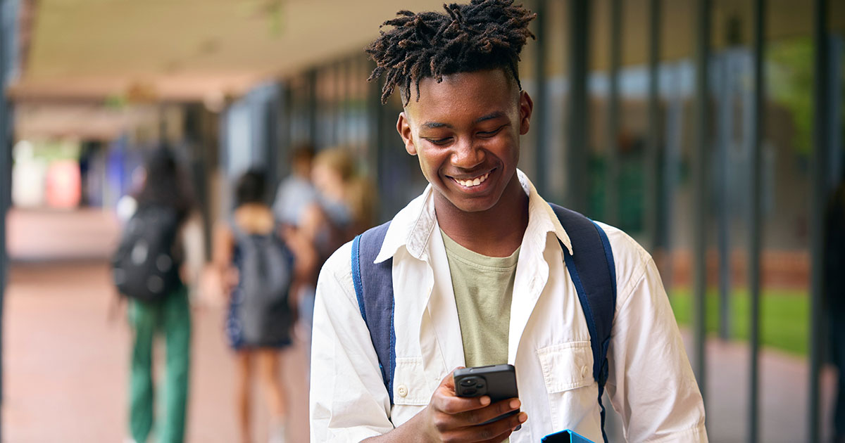 The College Planning Playbook: What Works According to Students