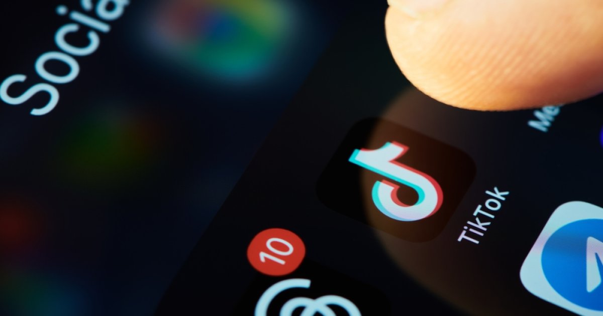 Free speech still reigns, but faces setbacks online