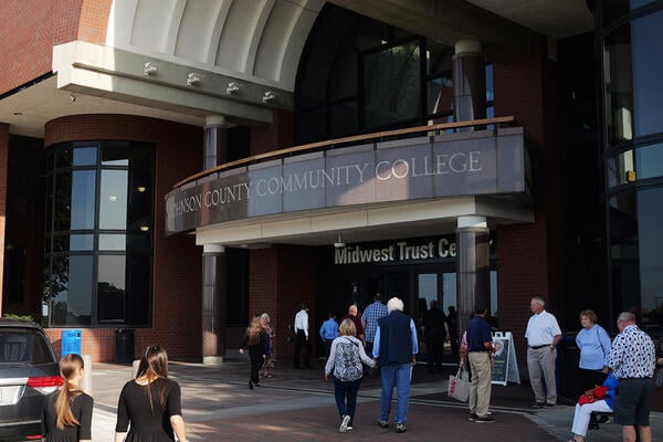 Community College Instructor Quits Over Barring Noncitizens From Adult Ed