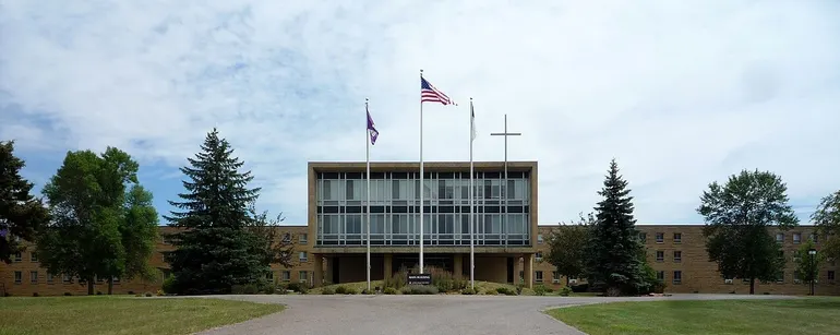 Judge strikes down Minnesota dual enrollment program’s ban on faith statements