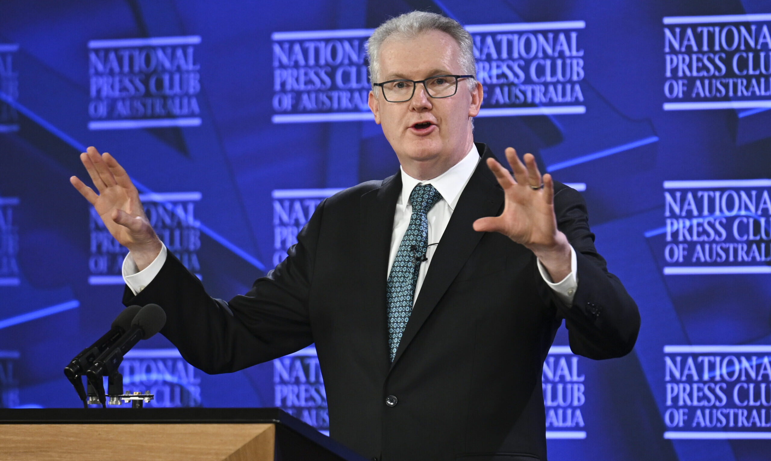 Intl students caught in child, drug trafficking – Campus Review