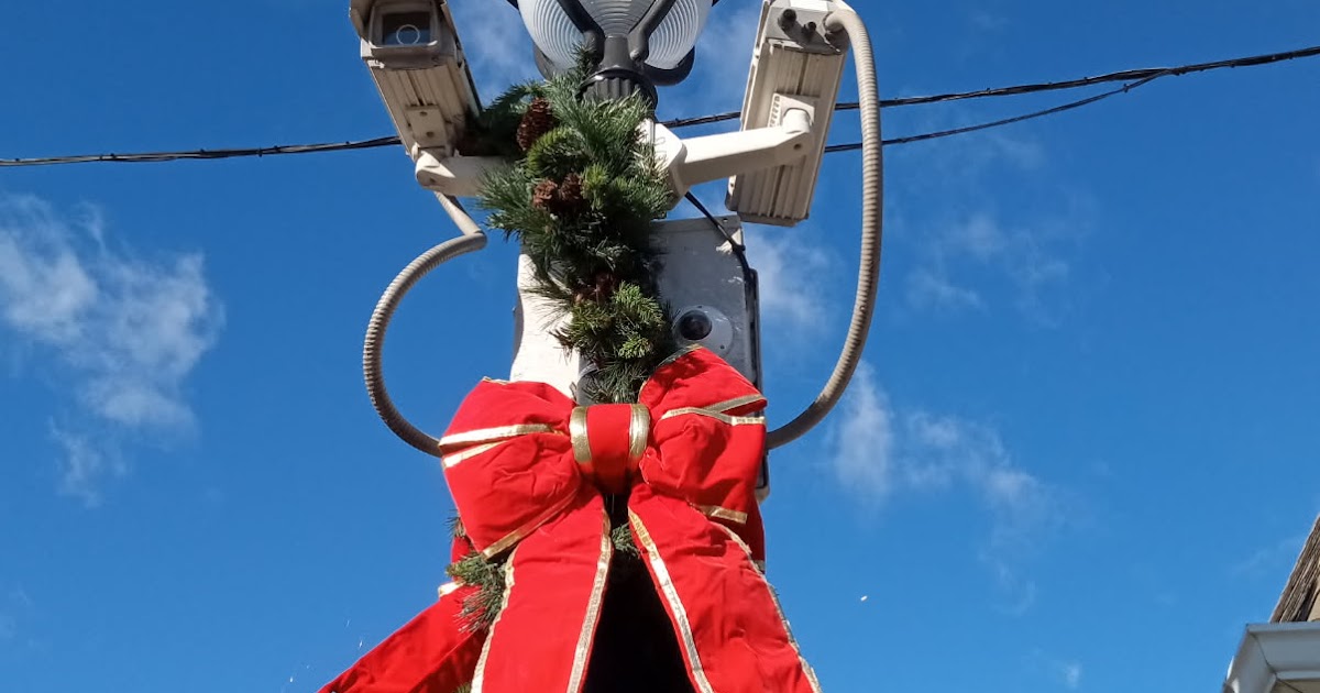 Higher Education Inquirer : American Christmas 2025