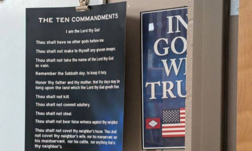 Arkansas Judge Orders Removal of Ten Commandments Displays from Lakeside School District – The 74
