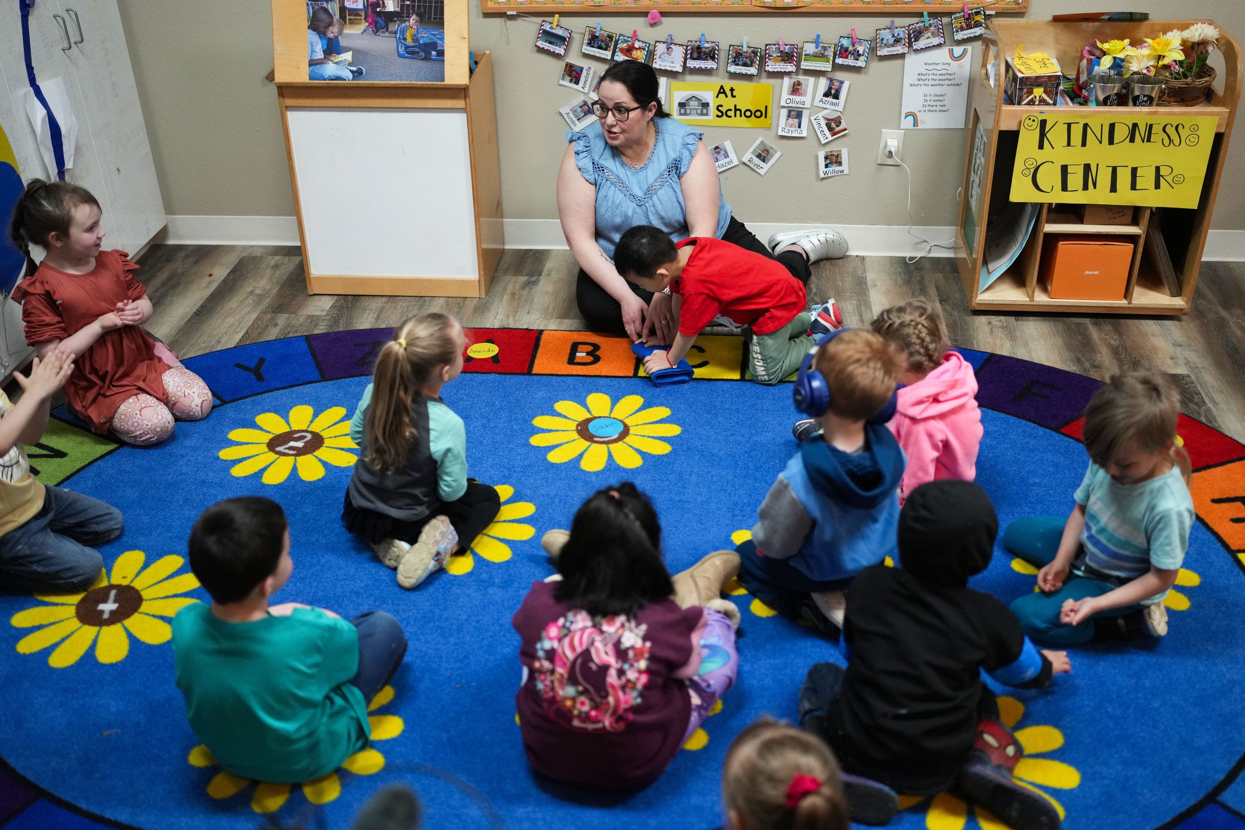 Child care crisis deepens as funding slashed for poor families
