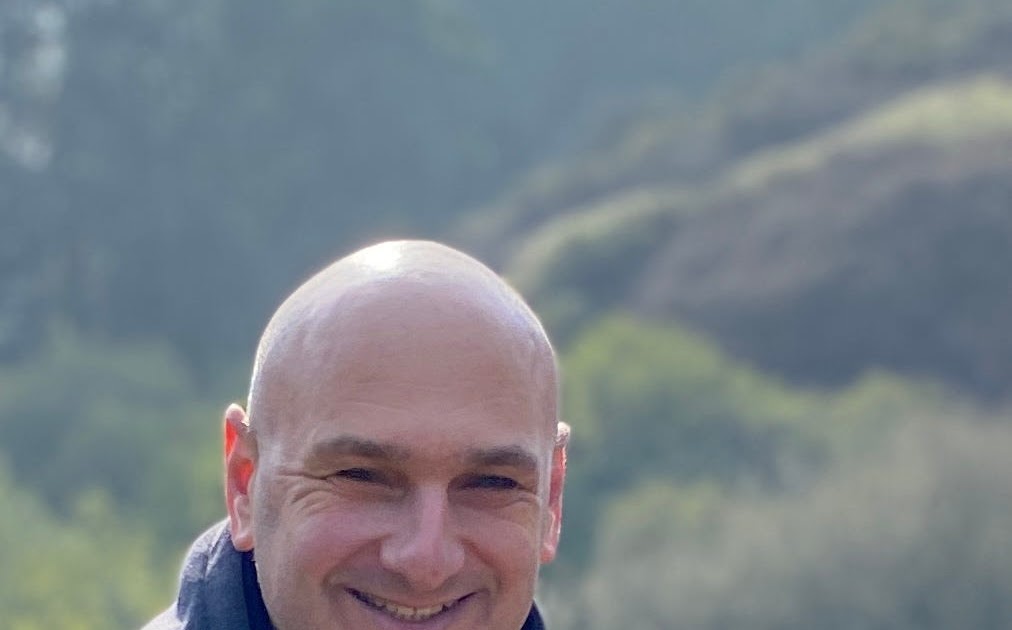 Join Robert Reich for a free live watchalong of The Last Class (Elliot Kirschner and Heather Lofthouse)