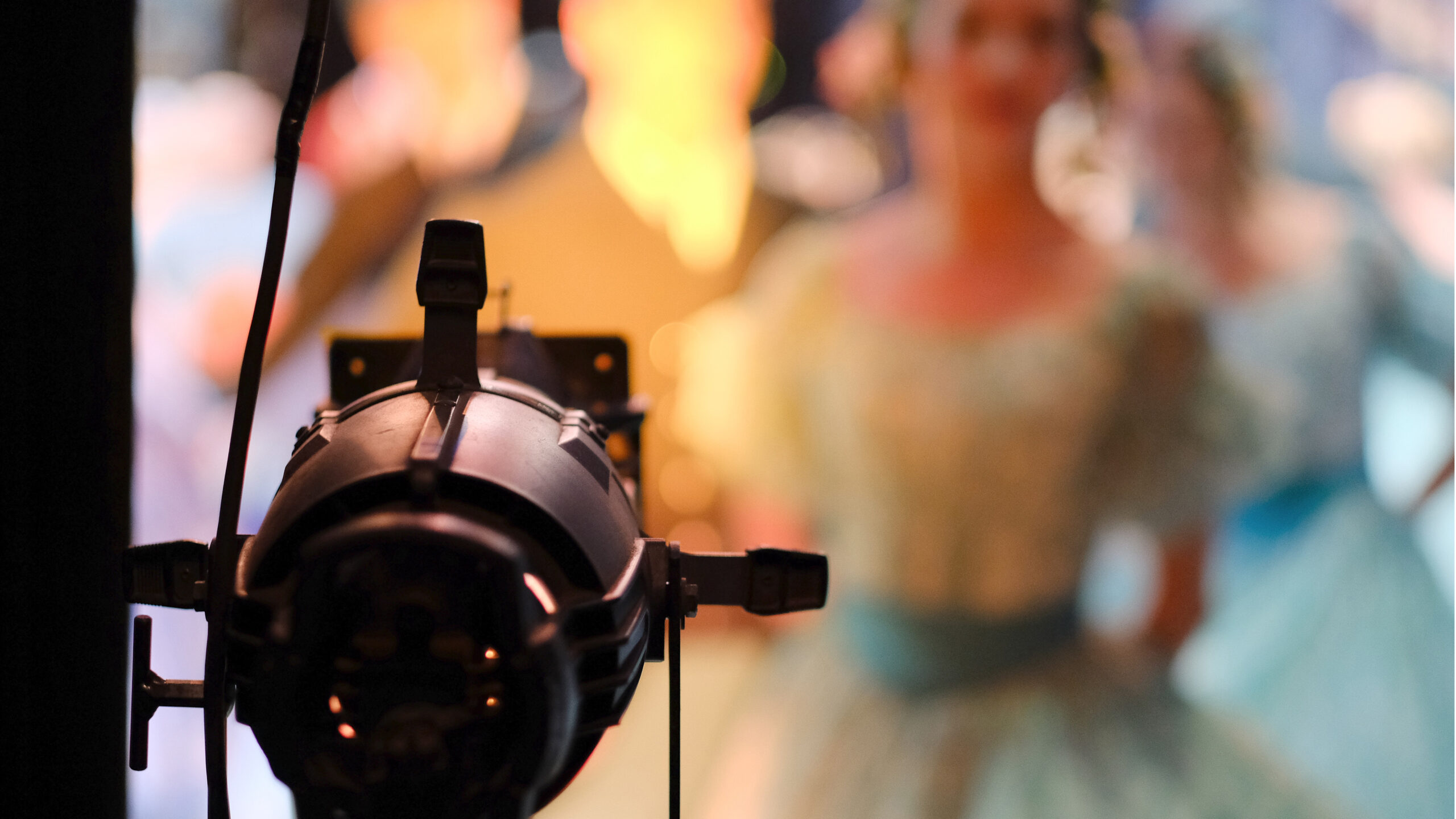 Side hustles, moonlighting, resting actors, and multiple jobholding in creative work