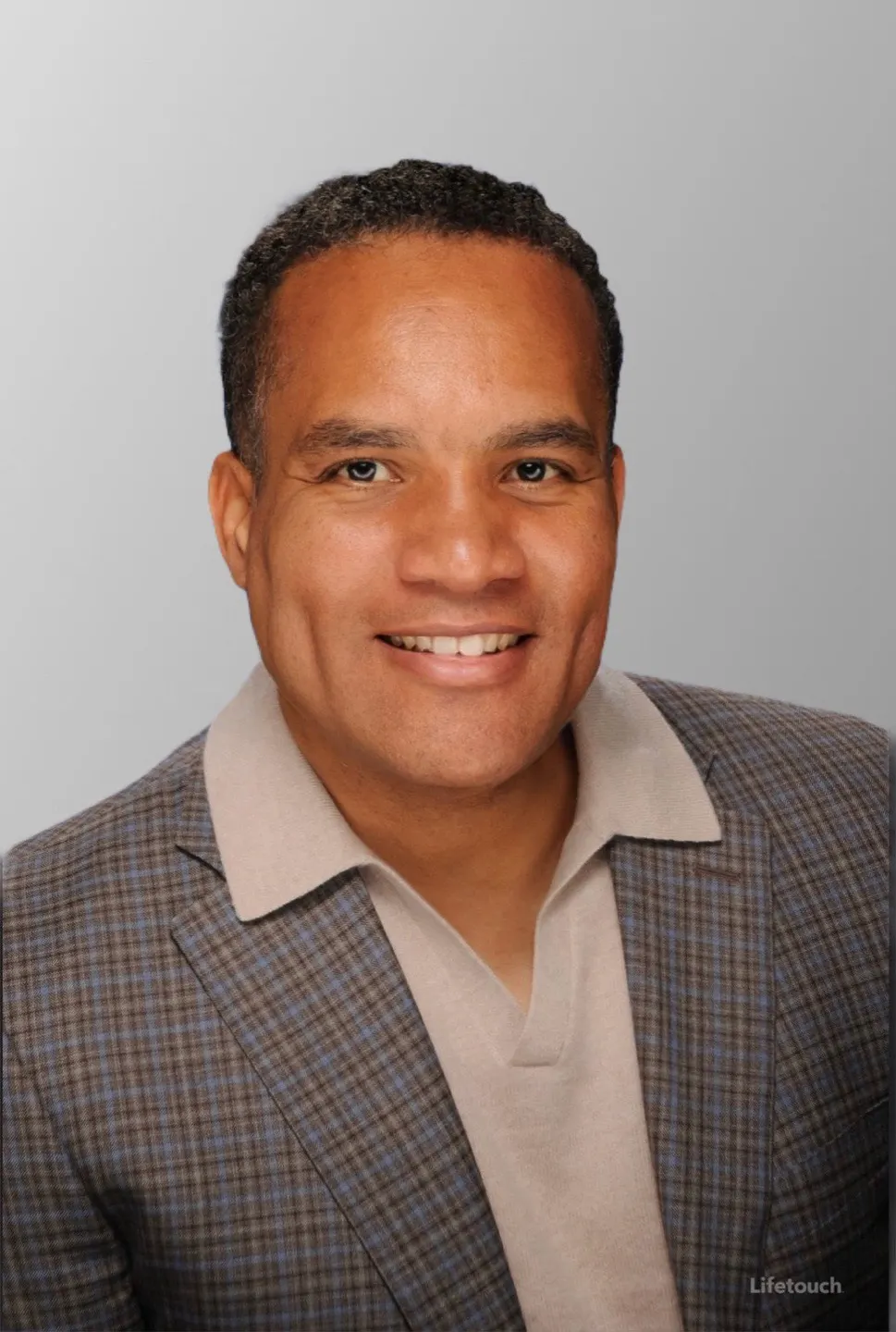 This is a headshot of Darin Brawley, superintendent of Compton Unified School District in California.
