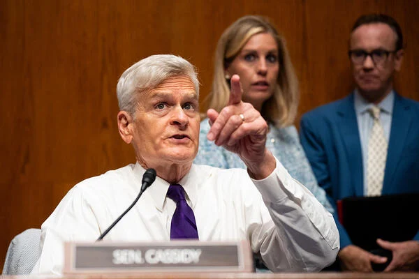 Cassidy Probes Math Course Placements at Selective Colleges